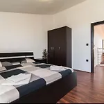 Filip - Private Pool & Gym