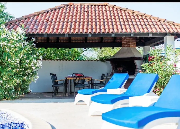 Filip - Private Pool & Gym וילה *